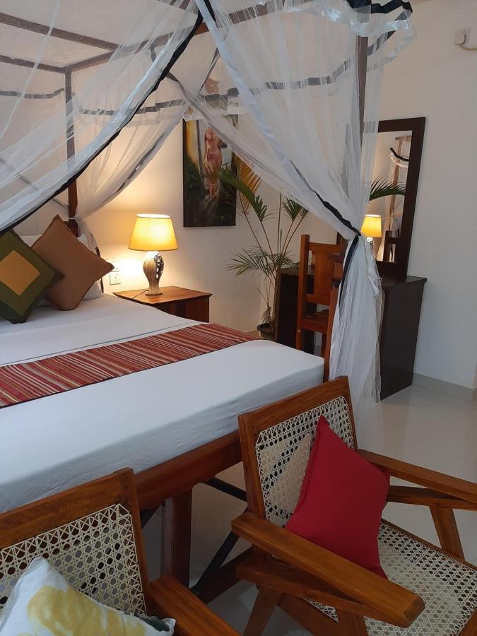 Hotel Chanara Sigiriya Exteriör bild
