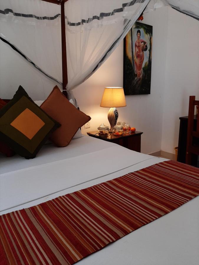 Hotel Chanara Sigiriya Exteriör bild