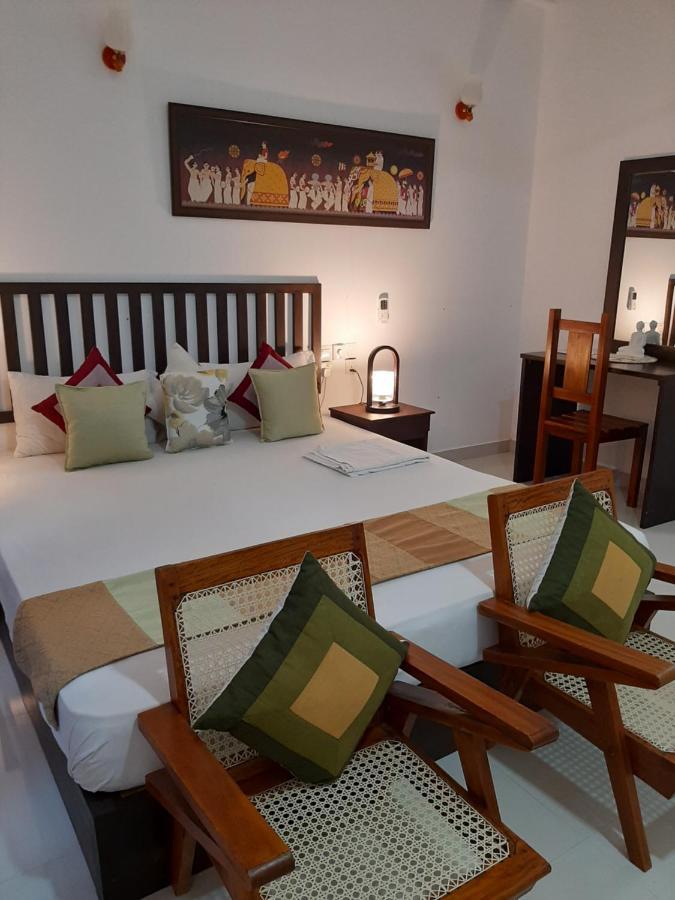 Hotel Chanara Sigiriya Exteriör bild
