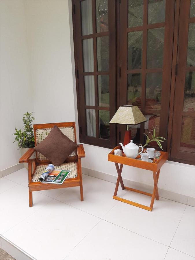 Hotel Chanara Sigiriya Exteriör bild