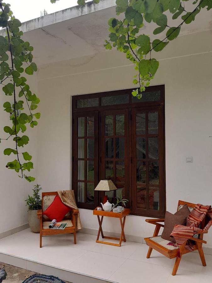Hotel Chanara Sigiriya Exteriör bild