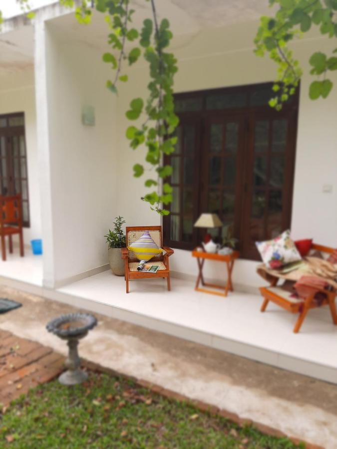 Hotel Chanara Sigiriya Exteriör bild